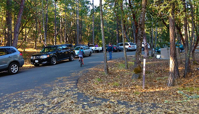 The Cathedral Hills Espy Road Trailhead on a busy Sunday in January. Road development would turn the peaceful trailhead into a busy thoroughfare. Friends of Cathedral Hills Photo.